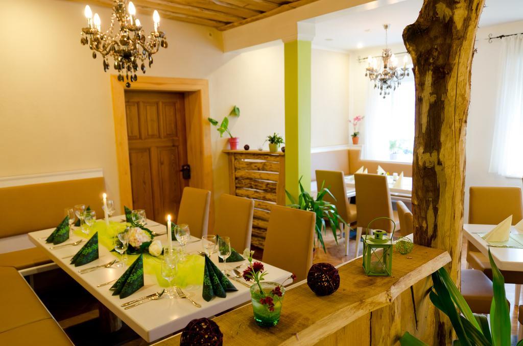 Pension Zum Hirsch Göda Esterno foto
