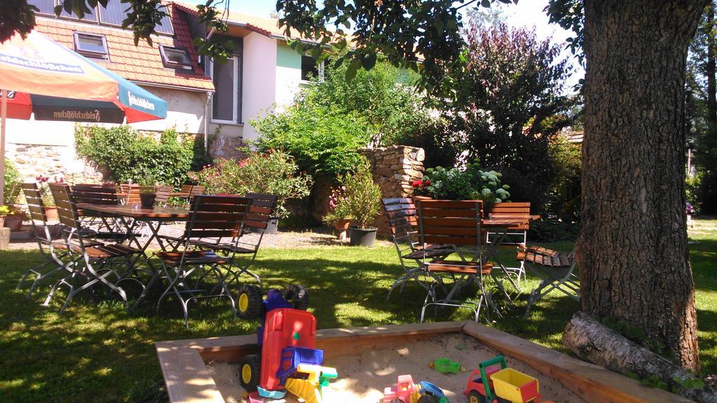 Pension Zum Hirsch Göda Esterno foto